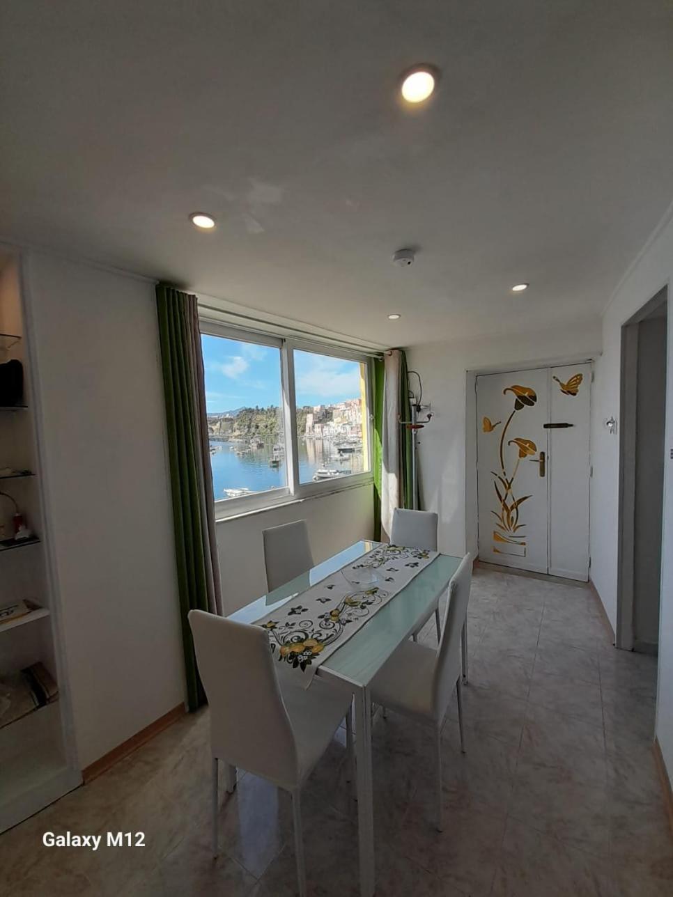 Apartamento Residenza Mena Marina Corricella Procida Exterior foto