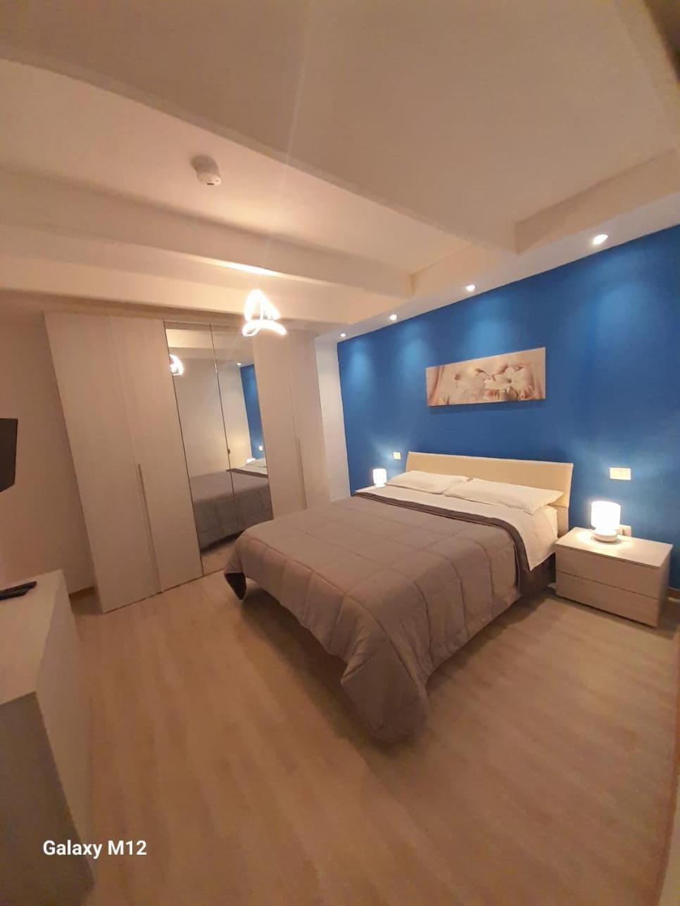 Apartamento Residenza Mena Marina Corricella Procida Exterior foto